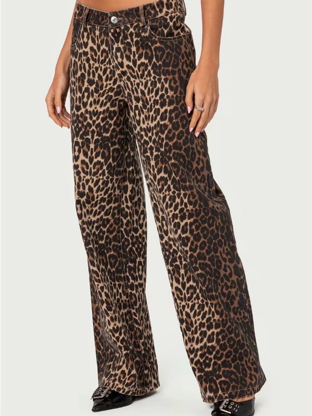 Edikted Low Rise Leopard Jeans - never worn - Picture 2 of 5